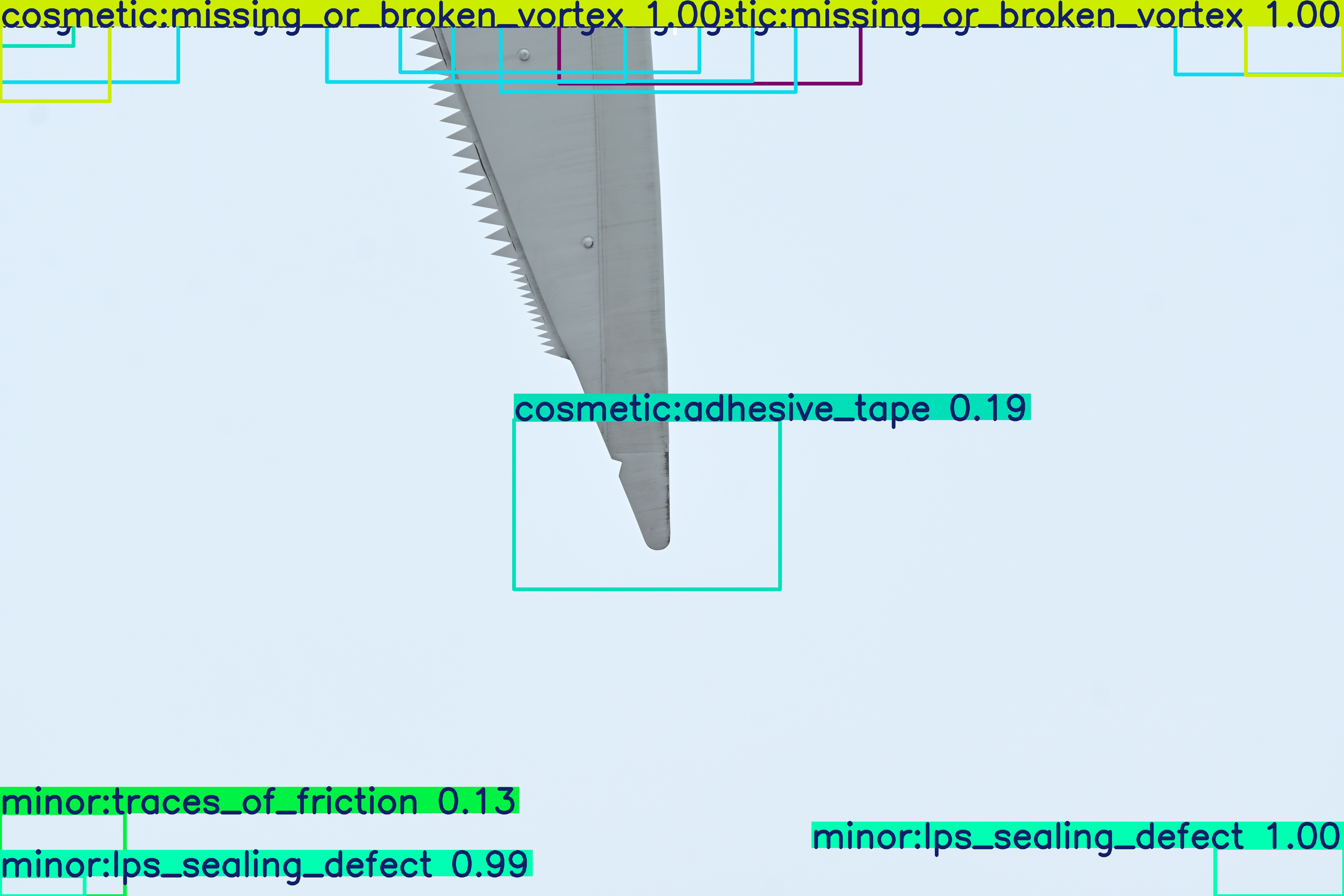 LE_COS_cosmeticdetachment_of_paint_65,3-655.jpg